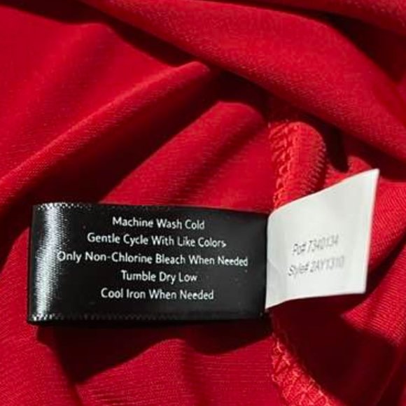 Boston Proper Rouched Front Half Zipper Christmas Valentine's Day  Red Top -  L - Picture 12 of 15